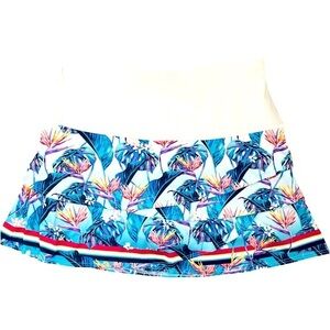 Lucky in Love Skort - M white , blue floral , polyester spandex